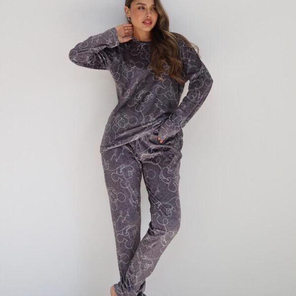 פיג'מה קטיפה בד סופטי – דלתא 1418